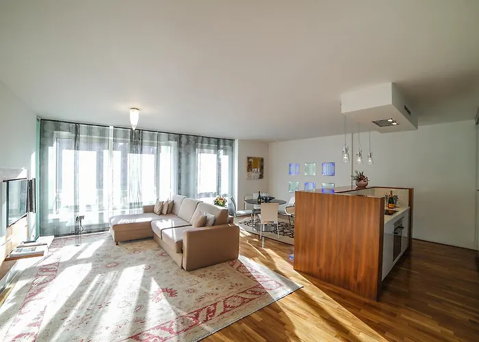 Myhouse 28. Rijna